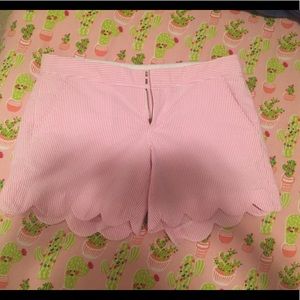 Seersucker Lilly The buttercup short sz 2